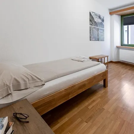 Apartment Bernina Home, Bed & Breakfast *