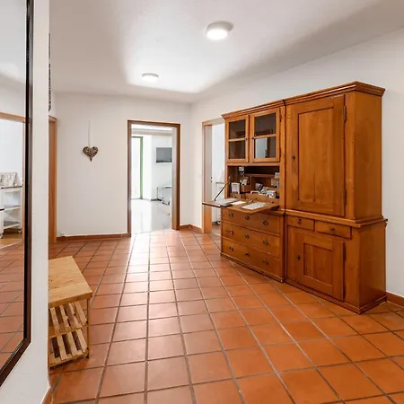 Apartment Bernina Home, Bed & Breakfast Poschiavo